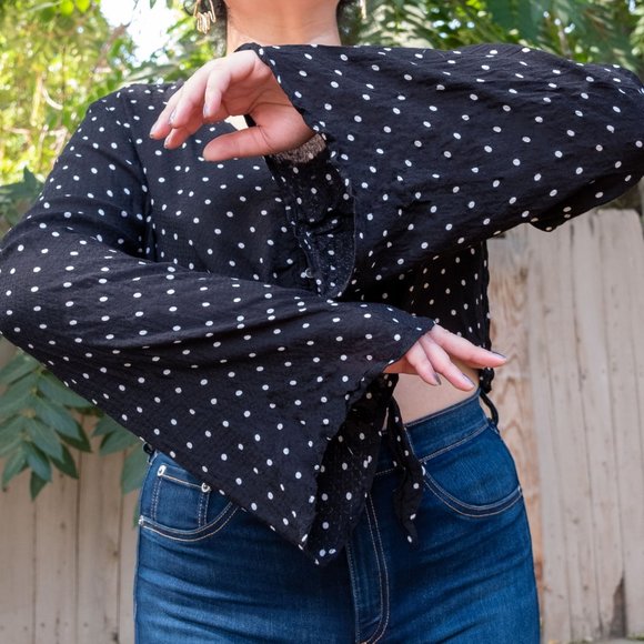 Bell sleeve polka dot top. - Picture 3 of 3
